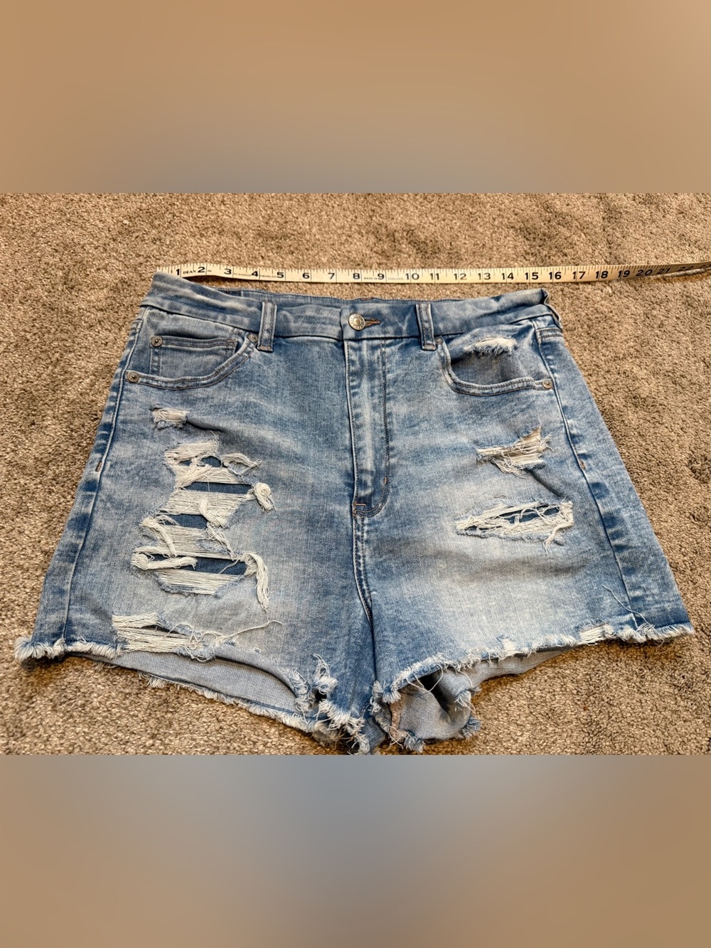 American Eagle Outfitters Curvy Hi-Rise Shortie